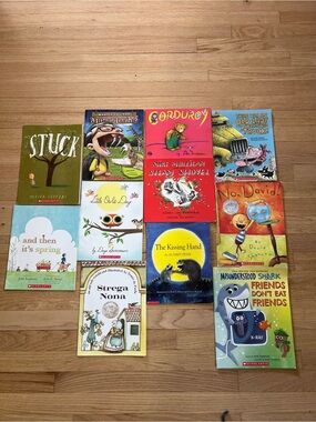 Lot of 11 Scholastic Paperback Kids Books